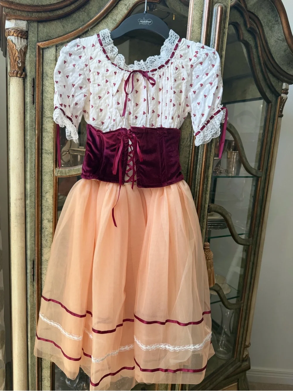 Label showing costume details